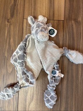 Mary Meyer Gray Giraffe Lovey Comfort Blanket